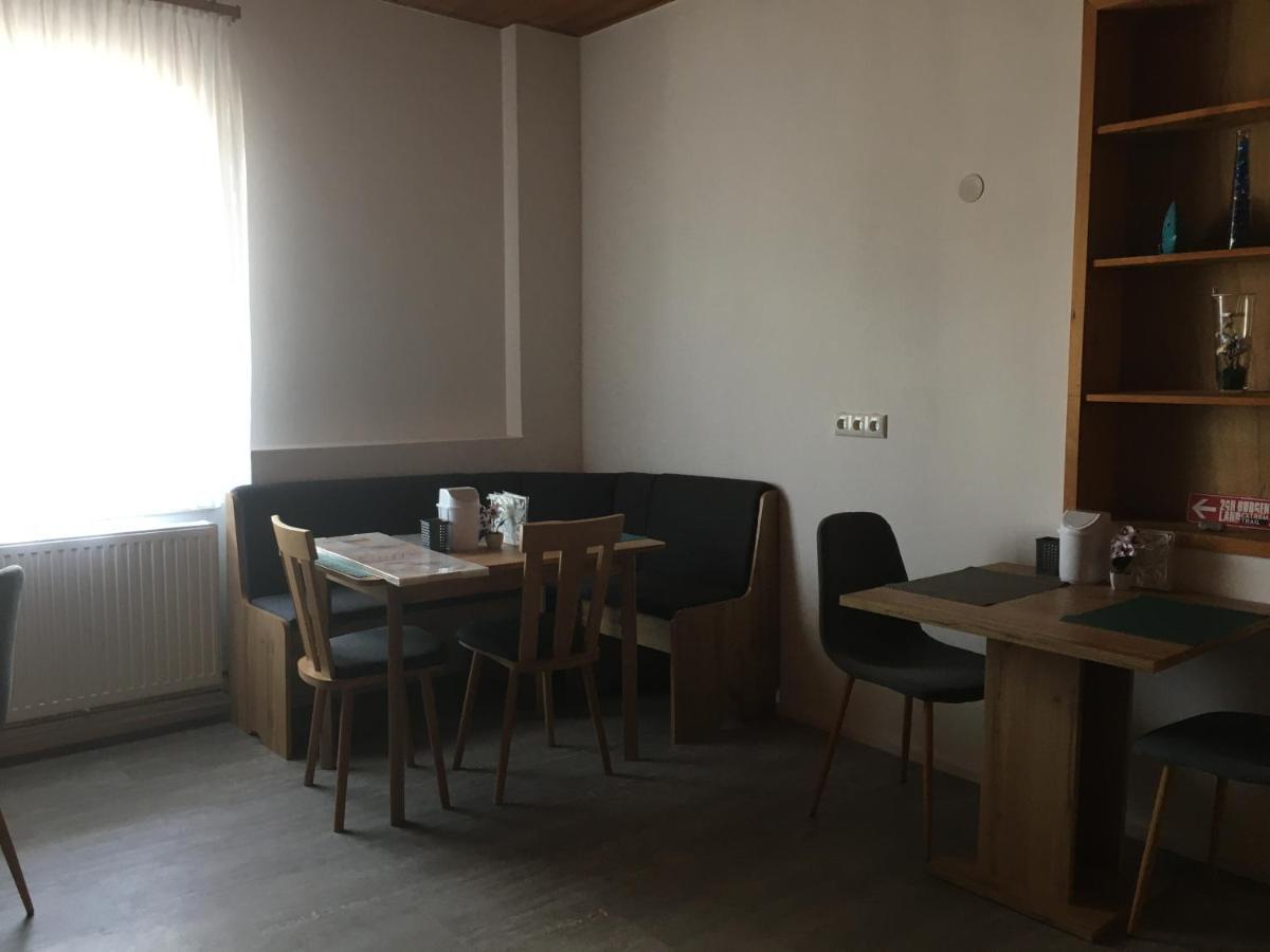 Pension Seeblick Latzko Neusiedl am See Bagian luar foto